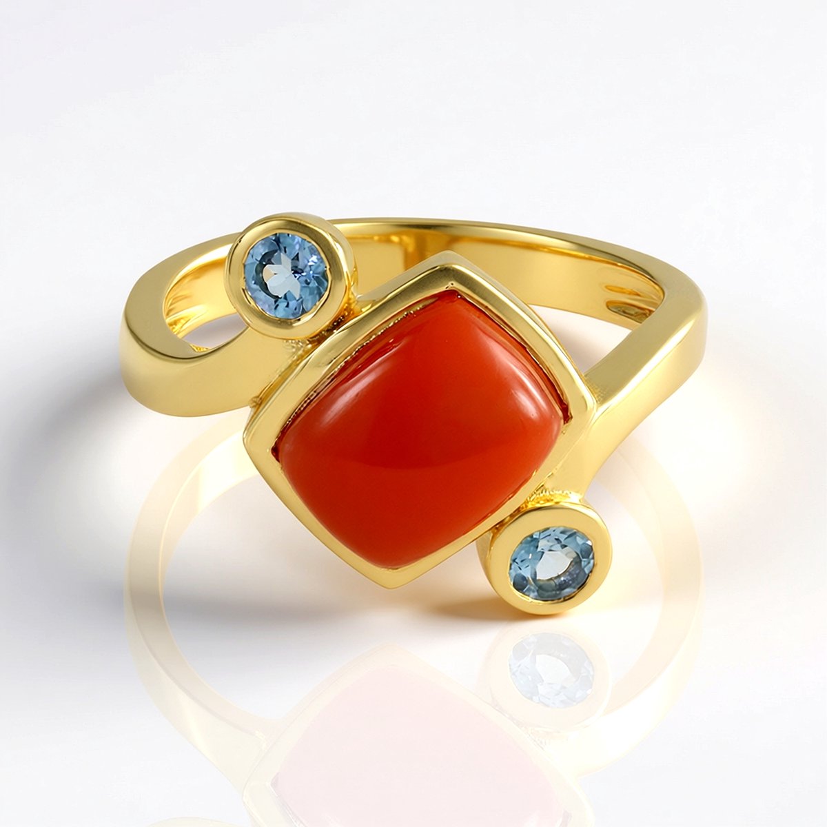 Cavill - Zilveren ring verguld - Antieke Carneool 2,025 ct & Zwitsers Blauwe Topaas 0,27 ct - Modern ontwerp, India & Brazilië - Vrouwelijke sieraden