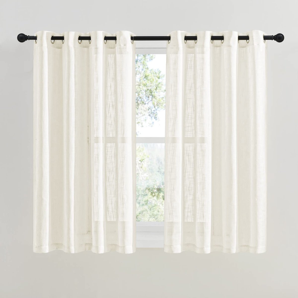 Dailygoods- Raamgordijnen Kant en Klaar - Vitragegordijnen met Zeilringen - 2 Stuks - 132x137 cm - Lichtbeige - Geschikt voor Woonkamer/Slaapkamer - Vitrage