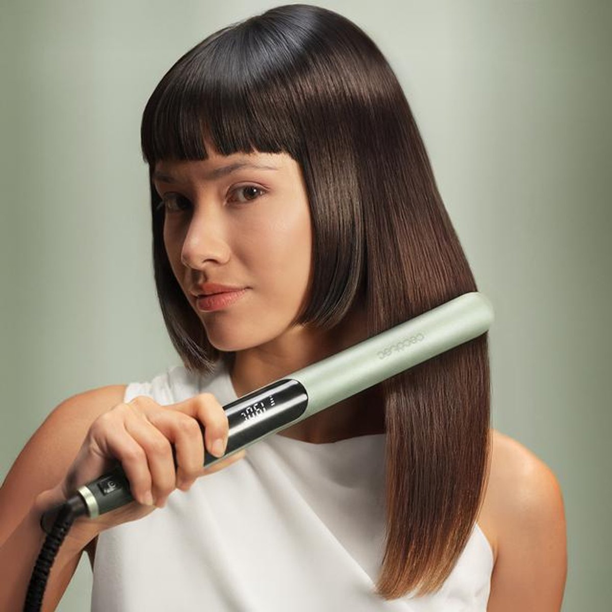 Cecotec Lisse Keratin Essence Straightening stijlborstel Warm Olijf