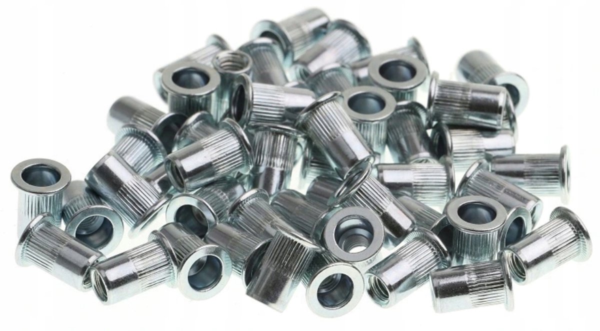 50x M6 Riffelmoeren Staal Verzinkt - 15mm Lengte