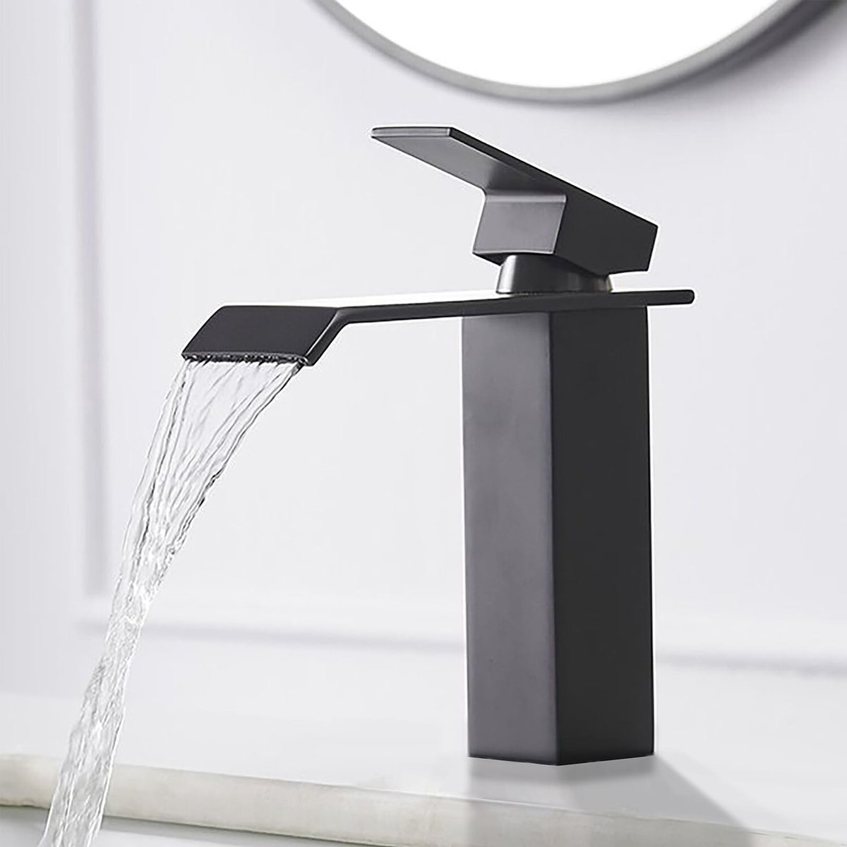 Omgoods - Waterbesparende Waterfall Kraan voor de Badkamer