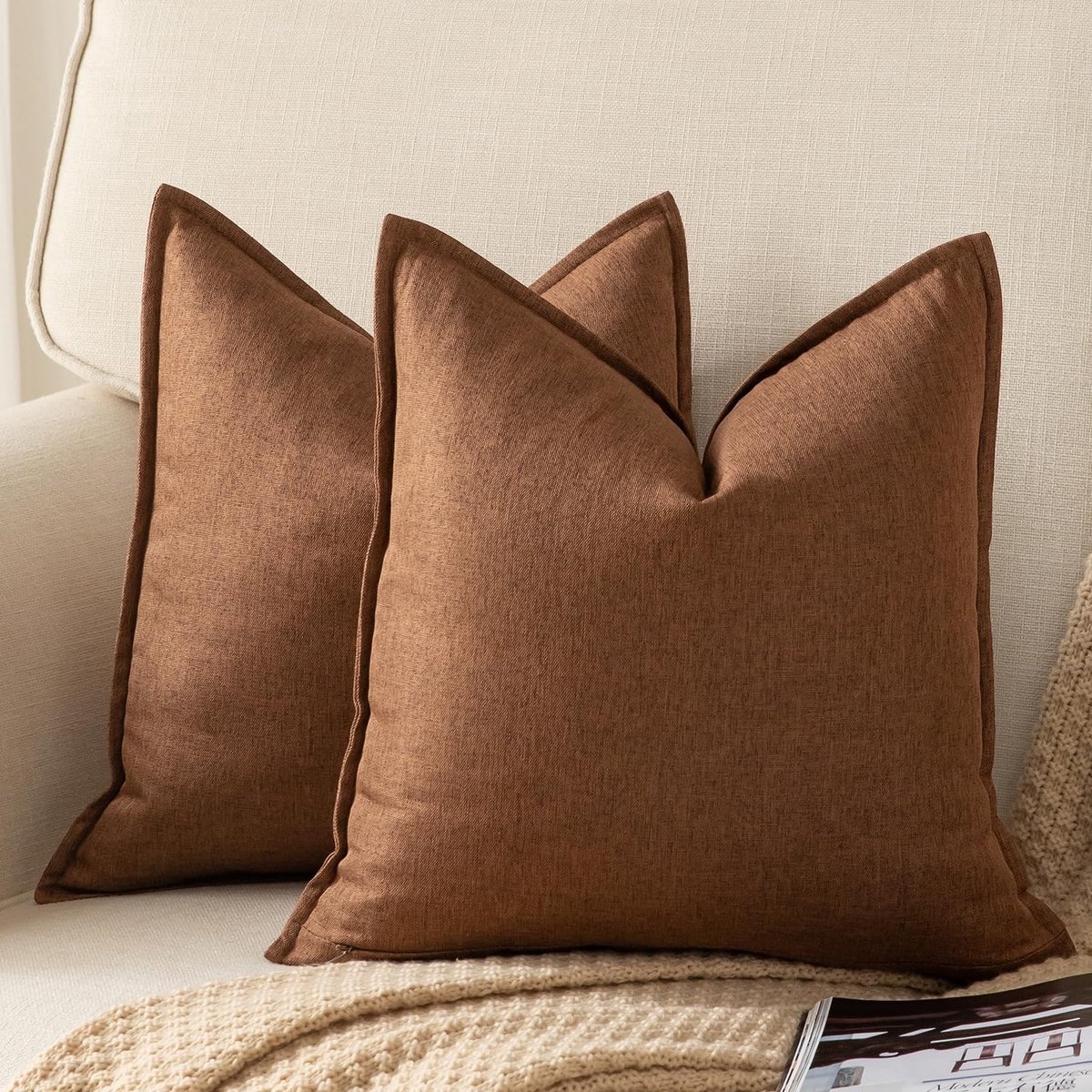 Omgoods - Set van 2 Decoratieve Kussenhoezen van Linnen 45x45cm Coffee Brown
