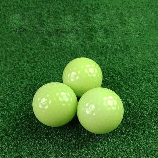 Dailygoods- Golfballen Glow in the Dark - 12 stuks - 2-laags design - Synthetisch rubber - Herbruikbaar - Nachtgebruik - Lichtgevende Golfballen van Dailygoods — afbeelding 2