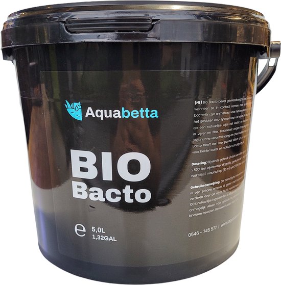 Zwarte emmer met Aquabetta BIO Bactoplus logo en tekst in het wit. 5,0L / 1,32GAL.