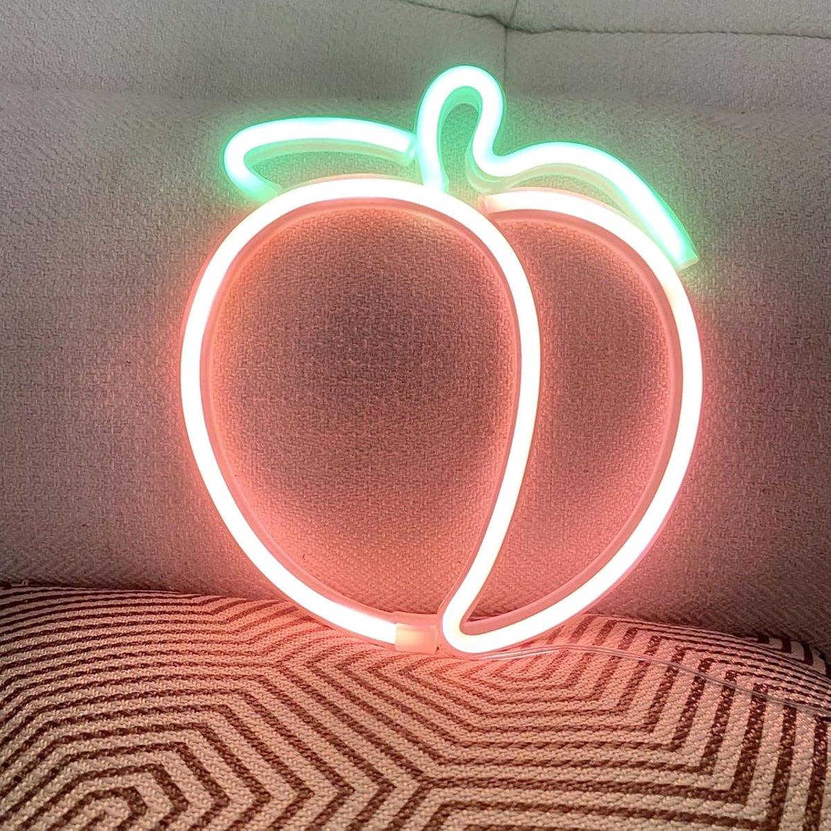SnelShoppen - Peach LED Neon Light - Handmade Lamp voor Wanddecoratie, USB Oplaadbaar, Perfect voor Feestjes, Kinderkamer, Bar, Bruiloft, en Cadeau vo