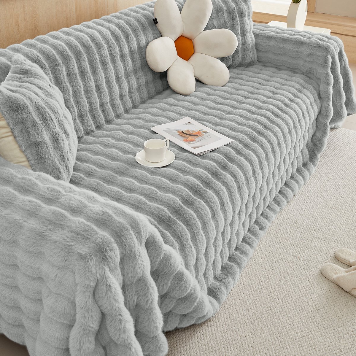 Qelus Bankhoes - 1-delige Pluizige Sofahoes – Zachte Konijnenbont Stijl – Dikke Bankhoes voor Stoelen, Banken of Bed – Warm Winterhoes voor Woonkamer & Slaapkamer (L180* B300cm) - Grijs