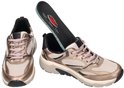 Grijze Gabor sneaker met mesh, leer, roze veters en losse binnenzool met 'rollingsoft' logo.
