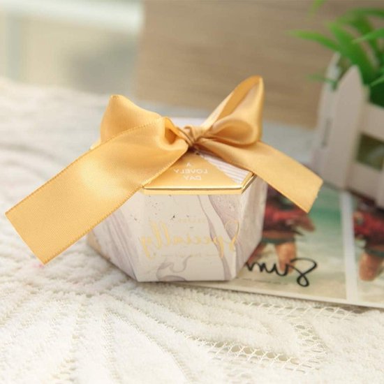 Foto: Inovra plus candy box voor huwelijk 30 stuks papieren geschenkdozen feest favors lint bonbondoos voor feestbenodigdheden verjaardagsfavors huwelijksfavors marmer goud 