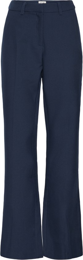 Donkerblauwe pantalon met wijde pijpen, recht van voren gefotografeerd.
