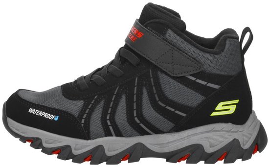 Zwarte mid-top wandelschoen met grijze en rode accenten, klittenbandsluiting.