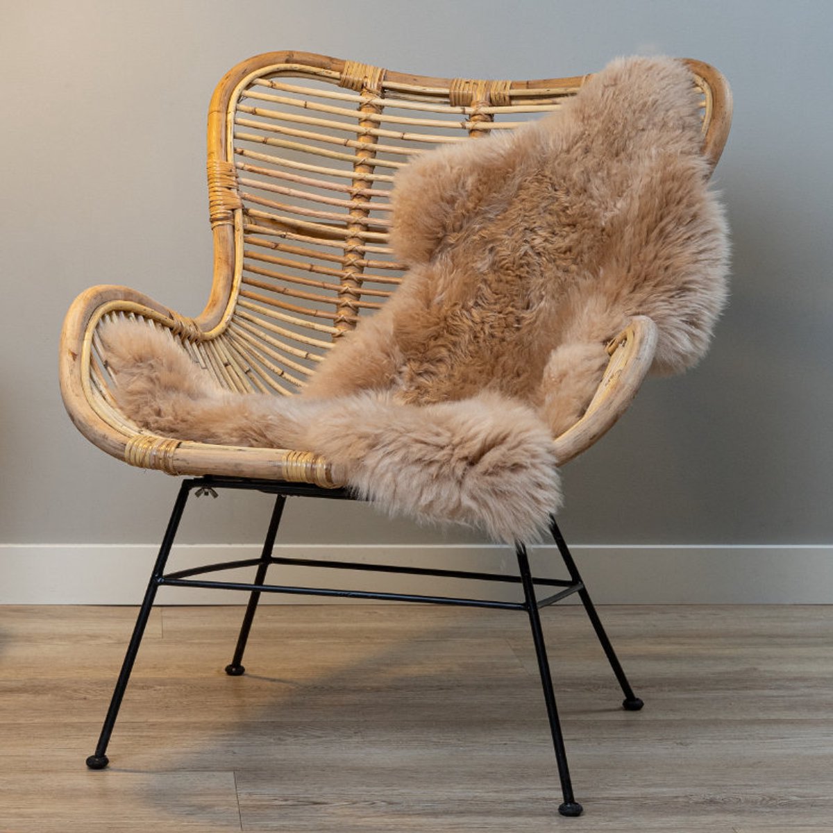 WOOOL® Australisch Schapenvacht - Beige L (105x60cm) 100% Natuurlijk & Echt - Vloerkleed - ECO+