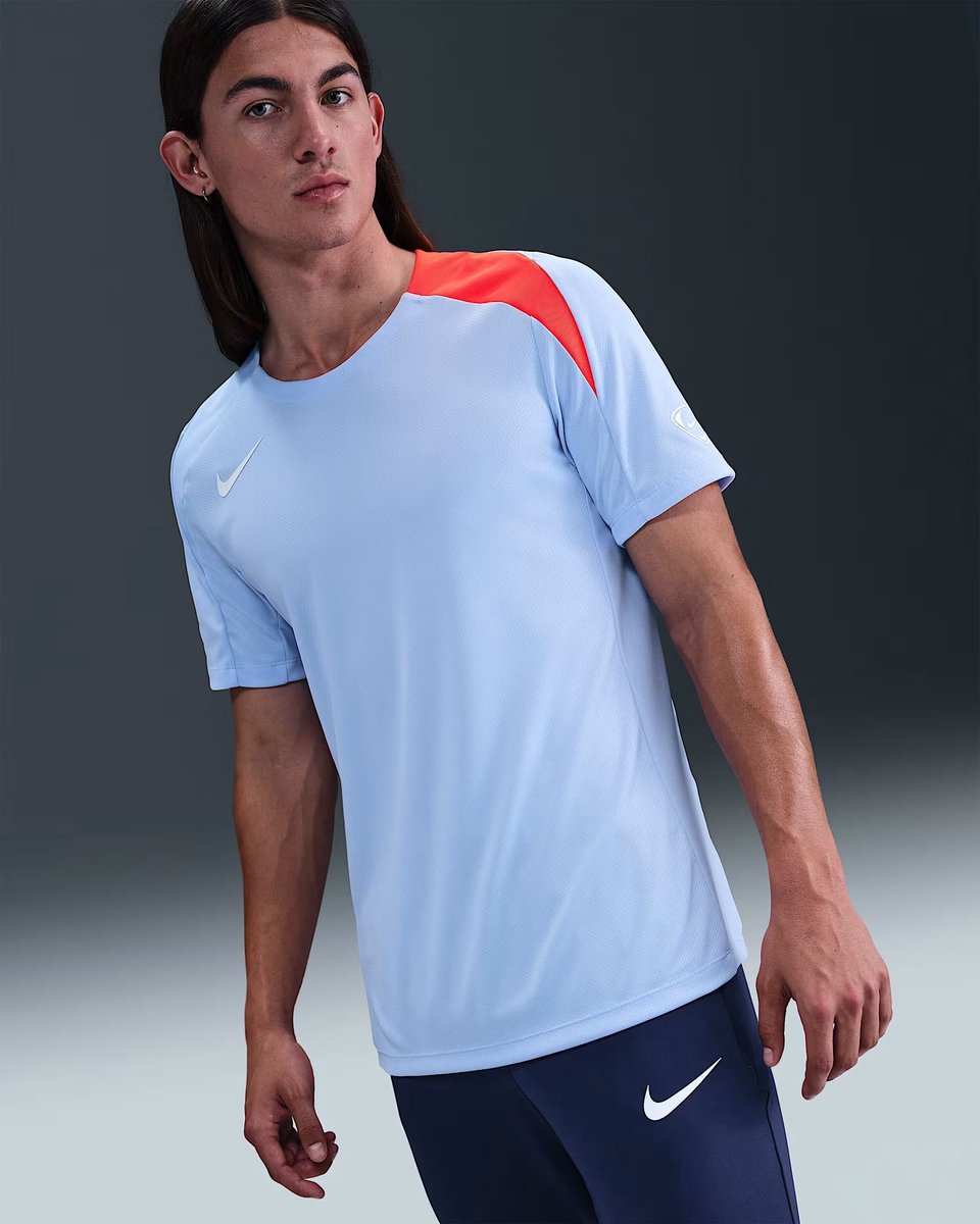 Nike Strike Top T90 T-Shirt - Baby Blue - Maat S - Heren