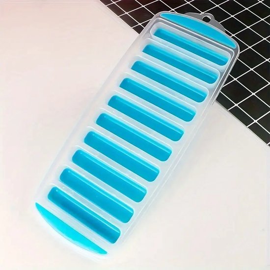Tovolo King Cube Ice Cube Tray for Very Large Ice Cubes, Blue