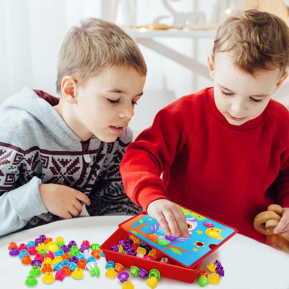 Allecto plus - Pedagogisch Mozaïek Steekspel voor Kinderen | Kleurrijk Pegboard met Vorken | Geschikt voor 1-5 Jaar Oud
