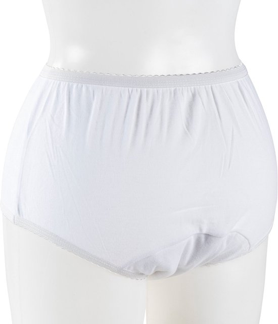 Witte dames slip op een paspop, met elastische tailleband en kanten randjes.