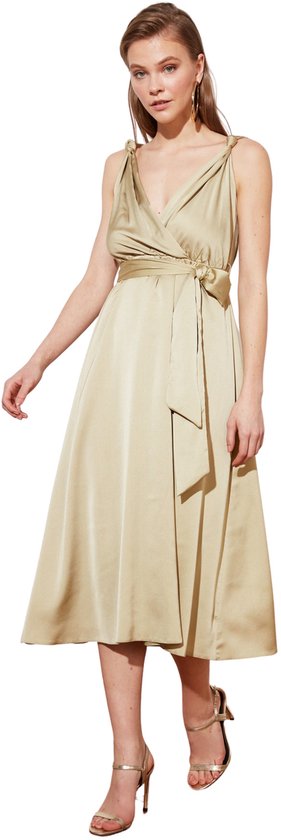 Trendyol Dames gedetailleerde avondjurk voor kraag en eindexamenjurk formeel Night Out Dress, Emerald Green, 36