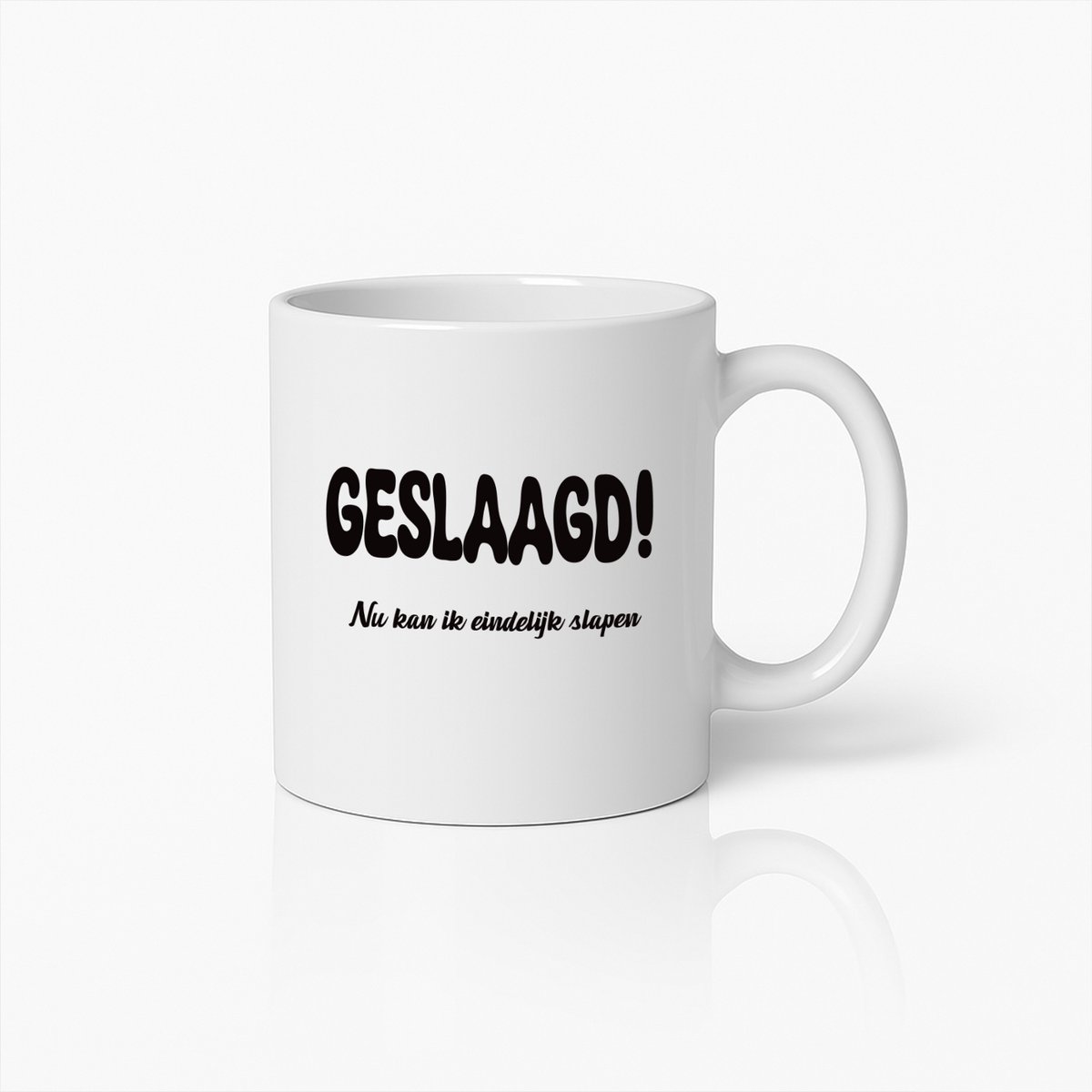 Geslaagd Viering Mok – ‘Geslaagd! Nu kan ik eindelijk slapen’ Koffiebeker Cadeau