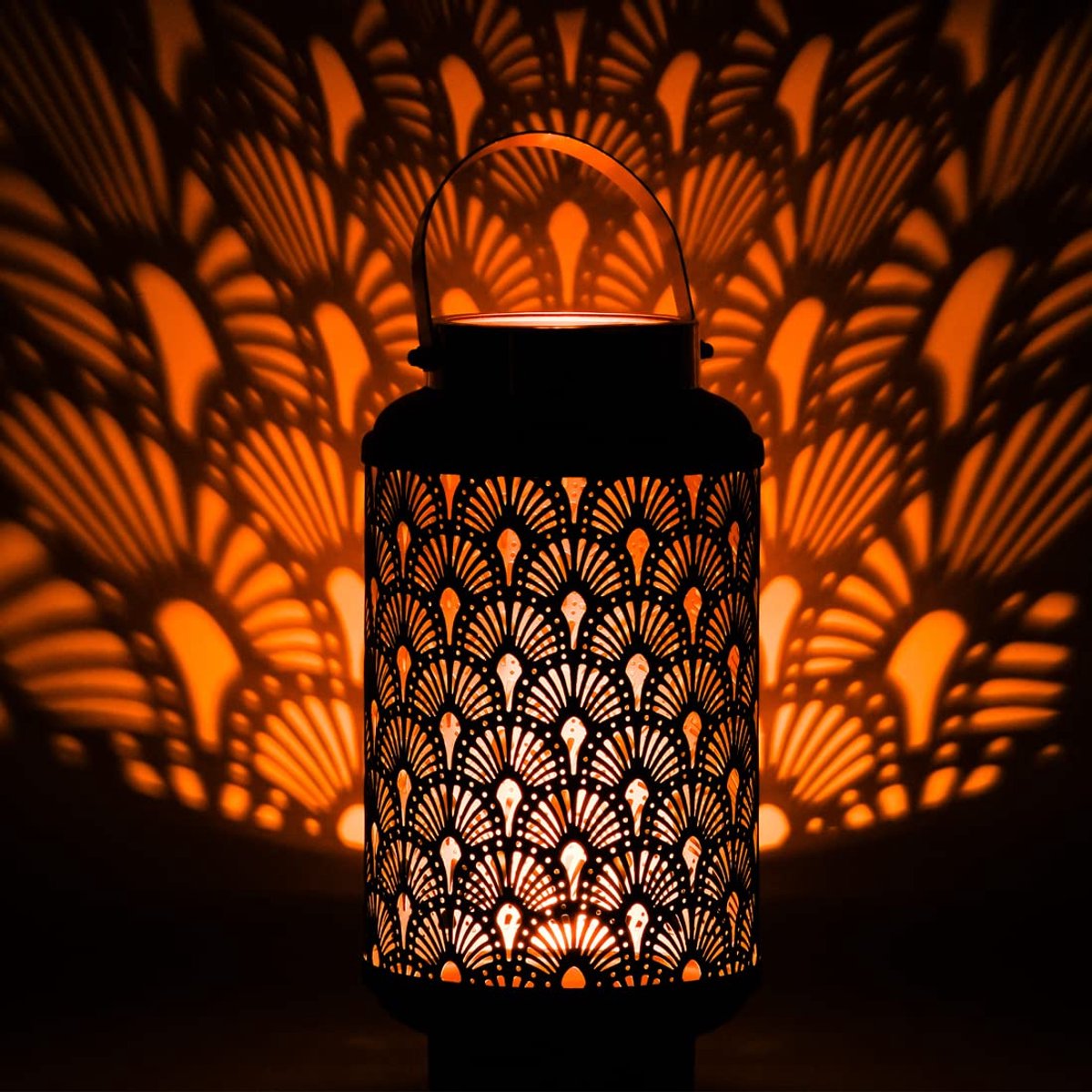 Ibenzoa® Oosterse Metalen Lantaarn met Zwart-Gouden Lichtspel voor Binnen en Buiten