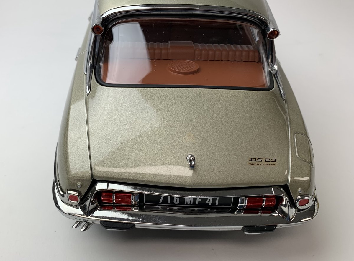 Citroën DS 23 Pallas Inj. Beige (Norev) 1:43