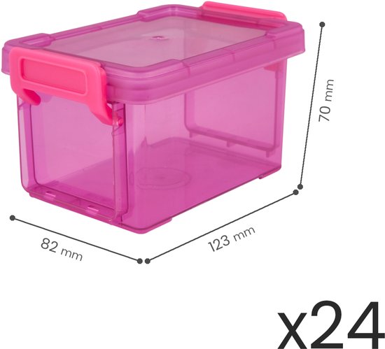 Boîte de rangement en plastique rose avec couvercle transparent, poignées et fermoirs, dimensions 12,3 x 8,2 x 7 cm.
