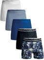 Set van vijf Muchachomalo boxershorts in verschillende kleuren: wit, lichtblauw, blauw, donkerblauw en met kaartprint.