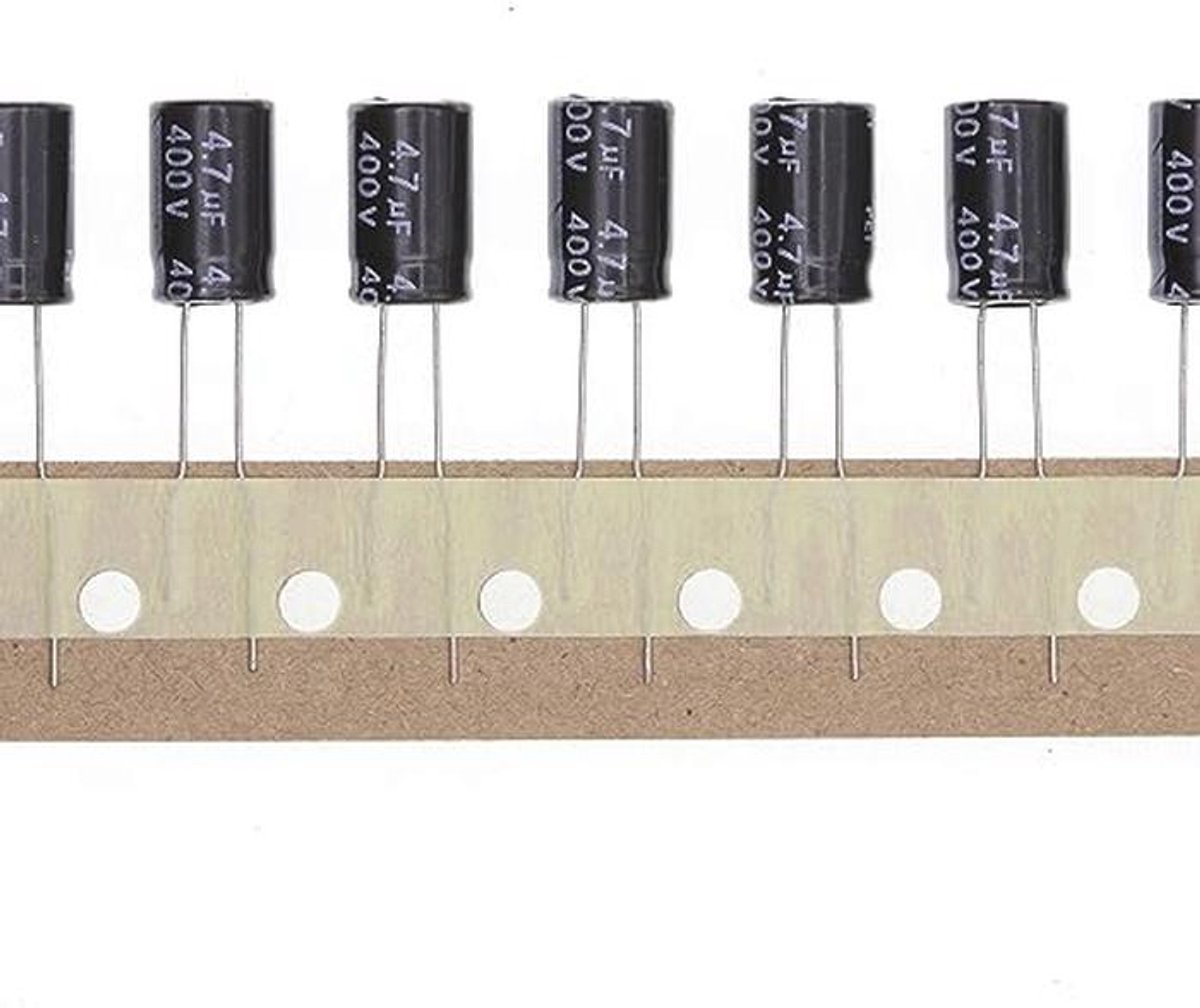 50 Stuks 400V 4,7uF Elektrolytische Condensatoren - Plug-in 8x12 mm