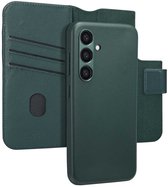 Accezz Hoesje - Geschikt voor Samsung Galaxy S24 - Leather Bookcase 2-in-1 met Magnetische Ring - Cedar Green