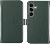 Selencia Étui pour Samsung Galaxy S25 Plus avec porte-cartes - Bookcase en cuir véritable Selencia - Vert
