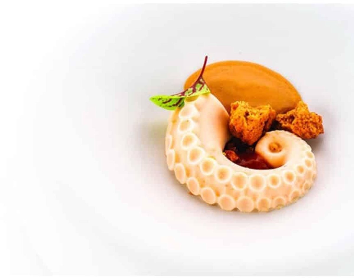 Unyqoos® Siliconen bakvorm met 12 vormen voor culinaire creaties