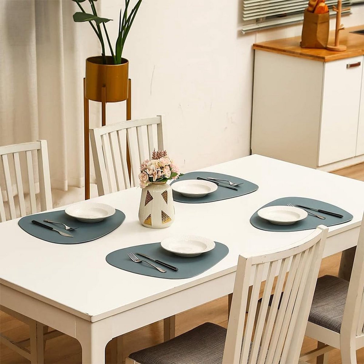 Set van 4 Ovale Placemats en Onderzetters van PU-leer, Hittebestendig en Afwasbaar