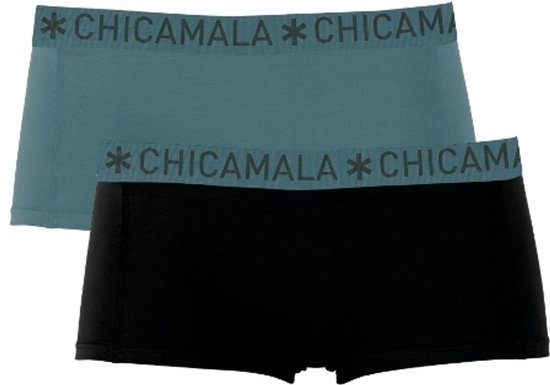 Twee dames boxershorts, één zwart en één petrolblauw, met grijze CHICAMALA tekst op de band.