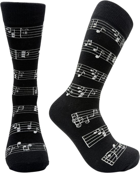 Zwarte sokken met een wit muzieknootpatroon.
