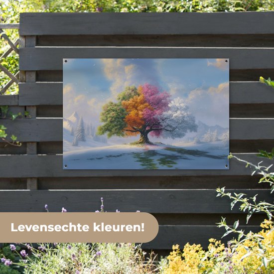 Tuinposter 120x80 cm - Tuindecoratie Boom - Seizoenen - Winter - Landschap - Poster voor in de tuin - Buiten decoratie - Schutting tuinschilderij - Tuindoek muurdecoratie - Wanddecoratie balkondoek