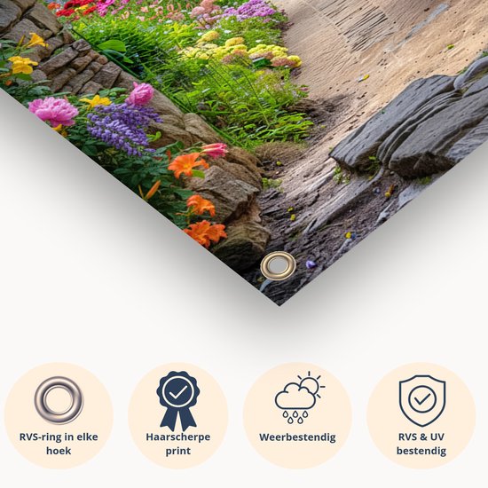 Bloemrijk tuinpad - Bloemen - Natuur - Tuinposters doorkijk - Buiten poster - Tuinaccessoires - Balkon decoratie - Schutting tuindoek - Tuinposter 50x75 cm