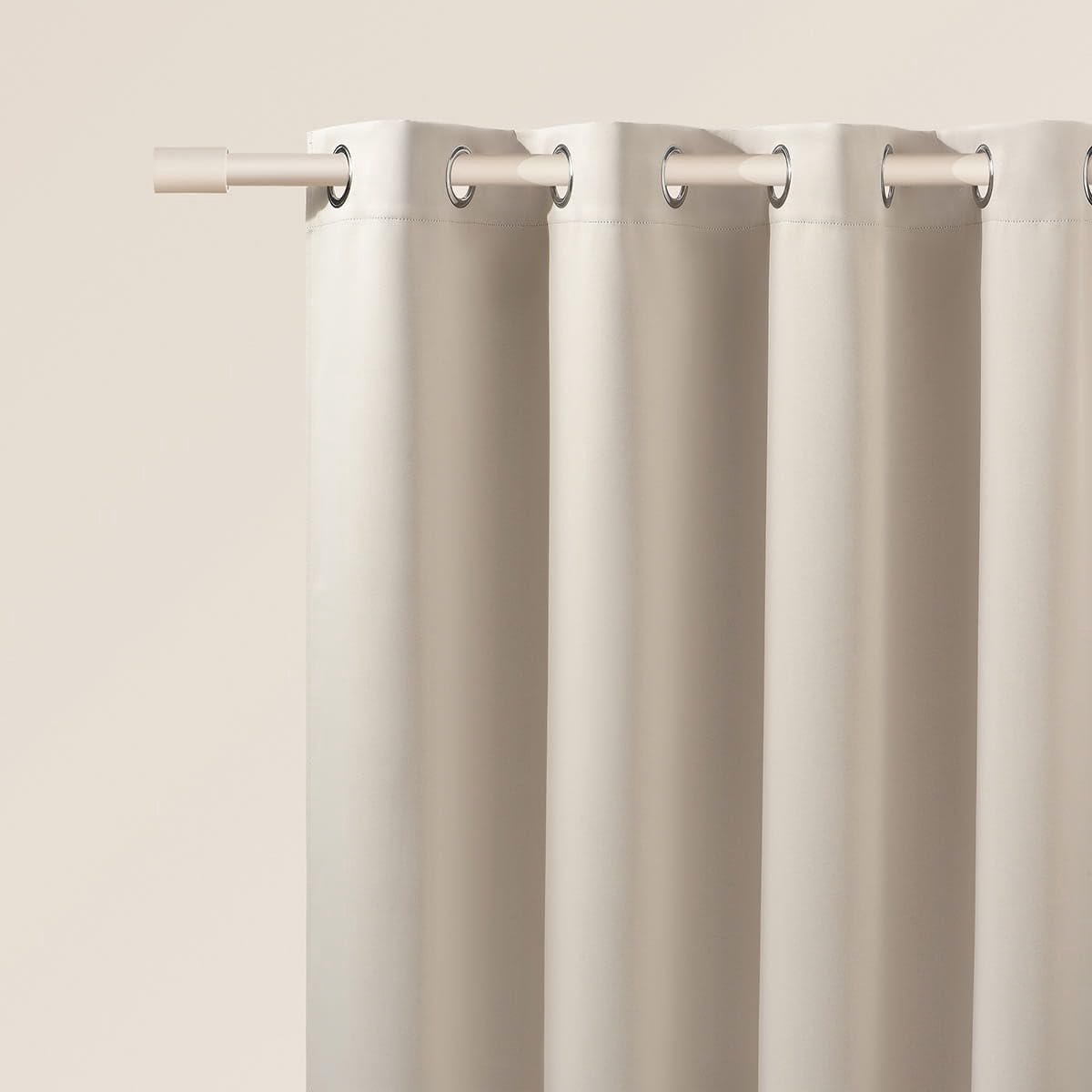 Unyqoos® Elegant lichtbeige verduisterend gordijn met ringen voor woonkamer en slaapkamer