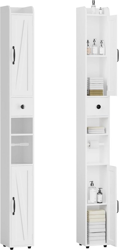 Witte badkamerkast met twee deuren, één lade en open vakken. De kast is deels geopend om de inhoud te tonen.