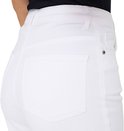 Detail van de achterkant van een witte high waist wide-leg jeans met zakken.