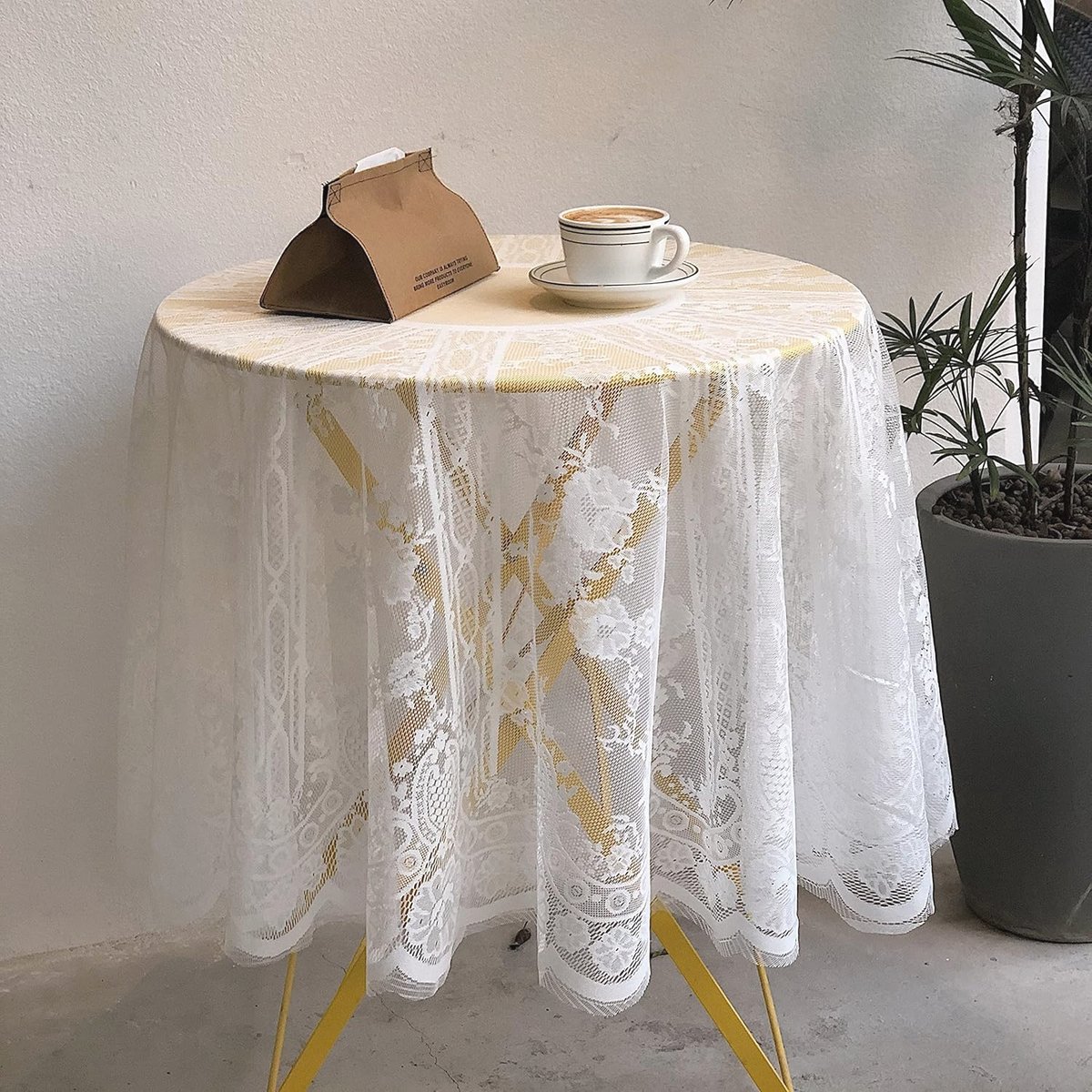 Rond Kanten Tafelkleed voor Bruiloft en Diner - Vintage Bloemen Geborduurd - 60 Inch (Wit)