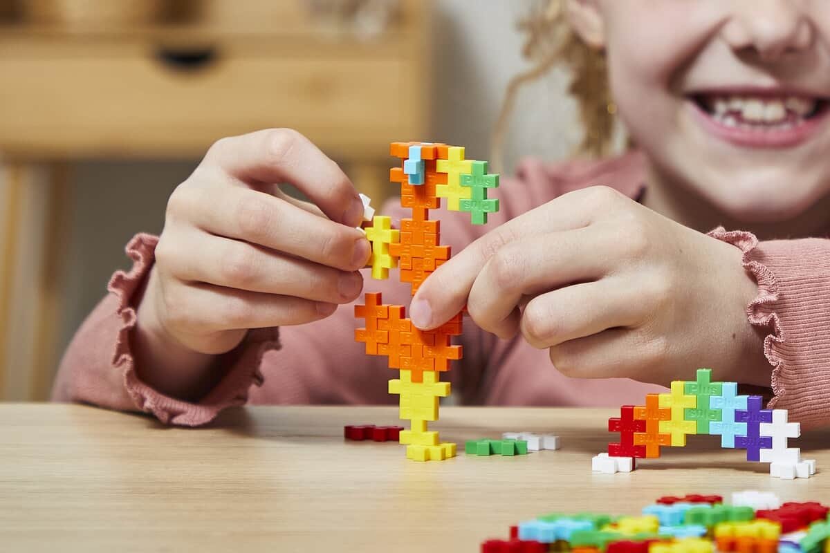Plus-Plus Basic Regenboog 600 delige bouwset - 3976 - Bouwspeelgoed - Constructiespeelgoed - Set met bouwstenen - Vanaf 5 jaar — afbeelding 13
