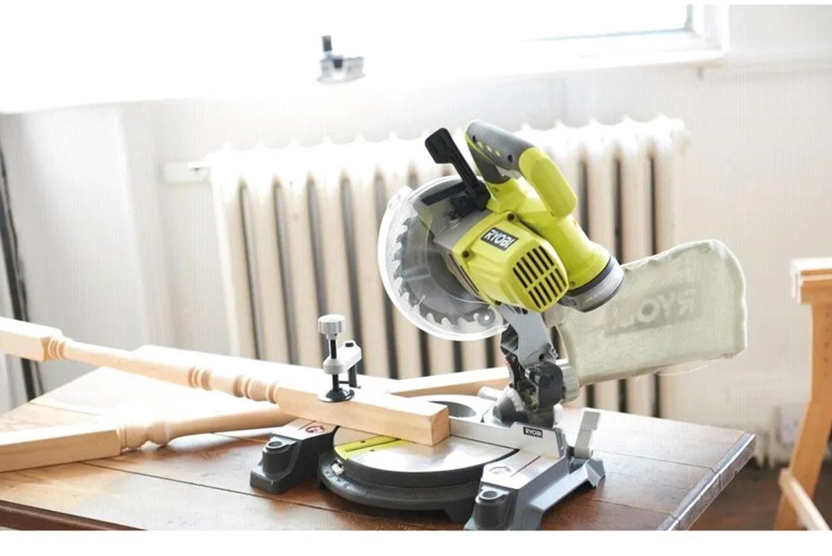 Ryobi EMS190DCL accu-verstekzaag – foto 6