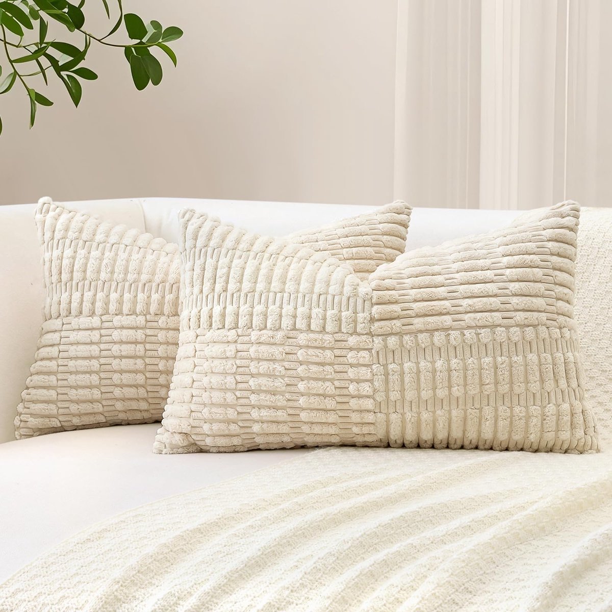 Unyqoos Set van 2 decoratieve corduroy kussenslopen met boho gestreept patroon beige