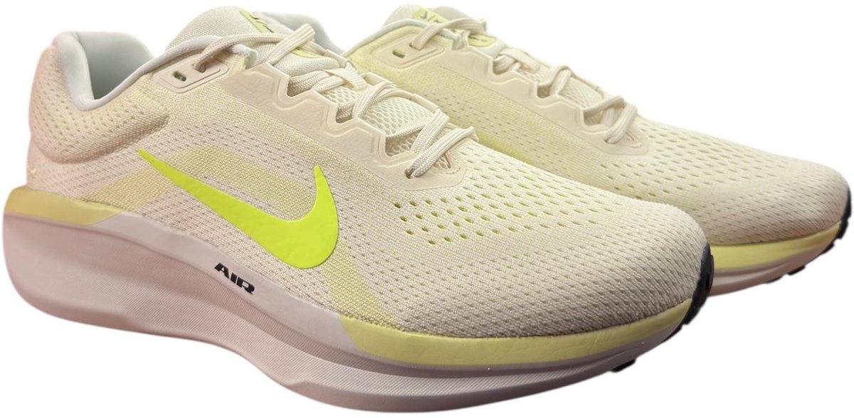 Nike Air Winflo 11 Sportschoenen Geel
