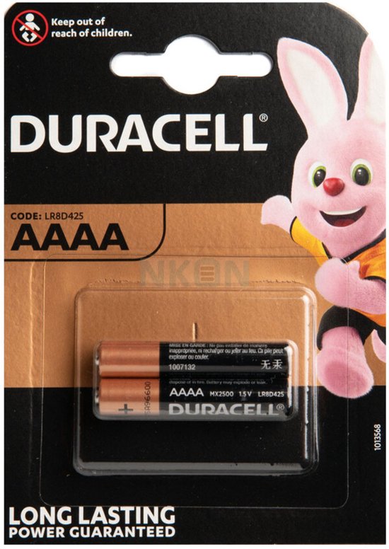 Piles Duracell AAAA en emballage avec le lapin Duracell. 1.5V. "Power Guaranteed Long Lasting".
