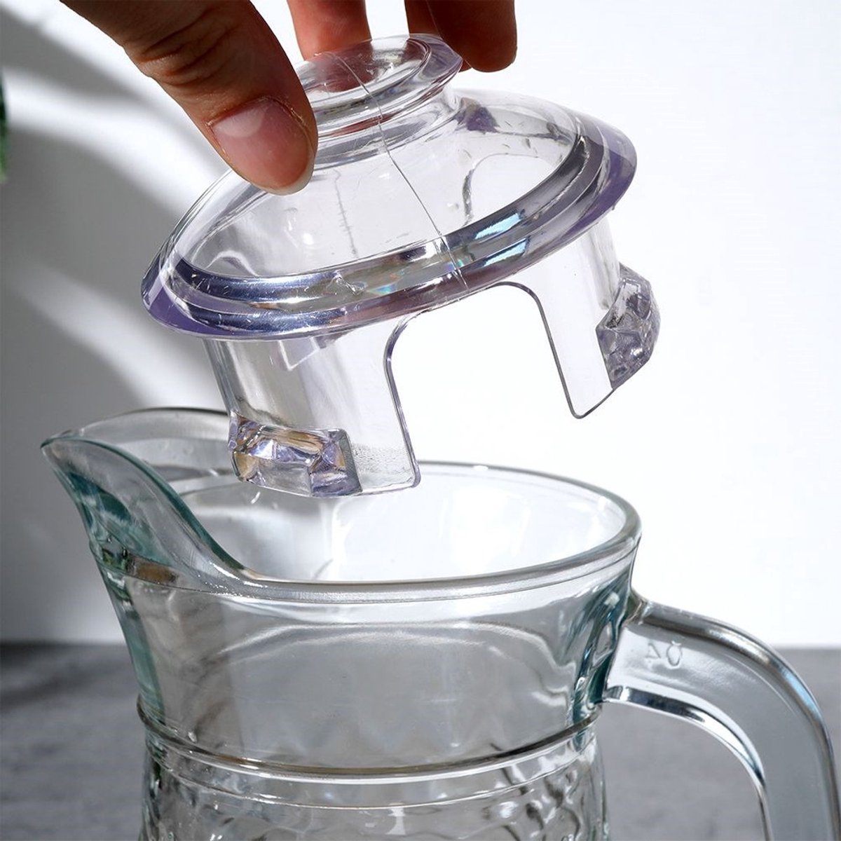 Karaf Glas met Deksel 1,4 l - Kan - Waterkaraf voor Fruitwater - Waterkan - Drinkkan — cadeau in Koken & Dineren - foto 5