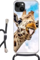 Geschikt voorApple Iphone 14 - Crossbody Case - Giraffe - Grappig - Tong - Kinderen - Jongens - Meisjes - Kind - Siliconen - Crossbody - Backcover met Koord - Telefoonhoesje met koord - Hoesje met touw