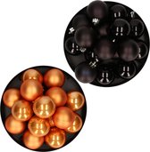 Kerstversiering kunststof kerstballen kleuren mix zwart/ cognac bruin 4 en 6 cm pakket van 80x stuks