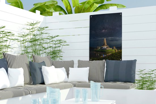 Affiche de jardin - Voie lactée au-dessus du temple Pura Ulun Danu Bratan à Bali - 40x60 cm