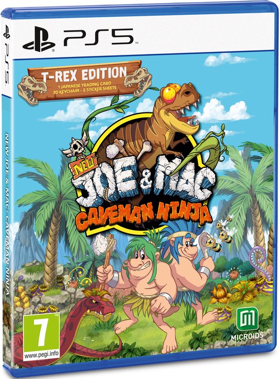 De cover van de PS5 game "New Joe & Mac: Caveman Ninja: T-Rex Edition". Twee cavemannen staan naast elkaar, met op de achtergrond een T-Rex, palmbomen en insecten. PEGI 7 rating.