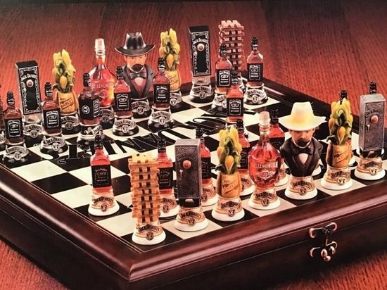 Thumbnail van een extra afbeelding van het spel Jack Daniel's Lynchburg Chess set