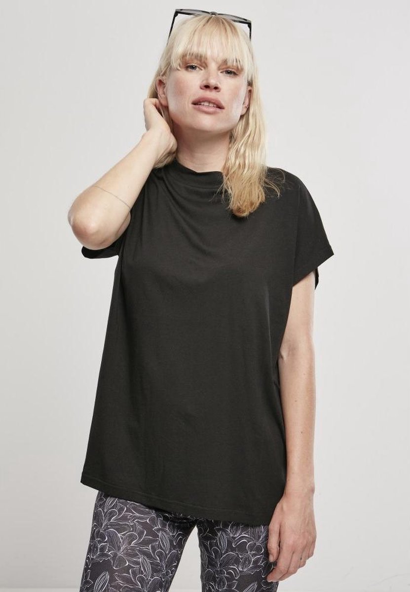 Urban Classics Oversized Cut On Sleeve Viscose Dames T-shirt S Zwart